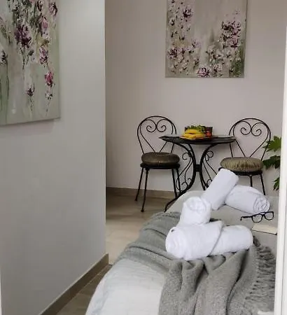 Studio - Sea View 마카르스카